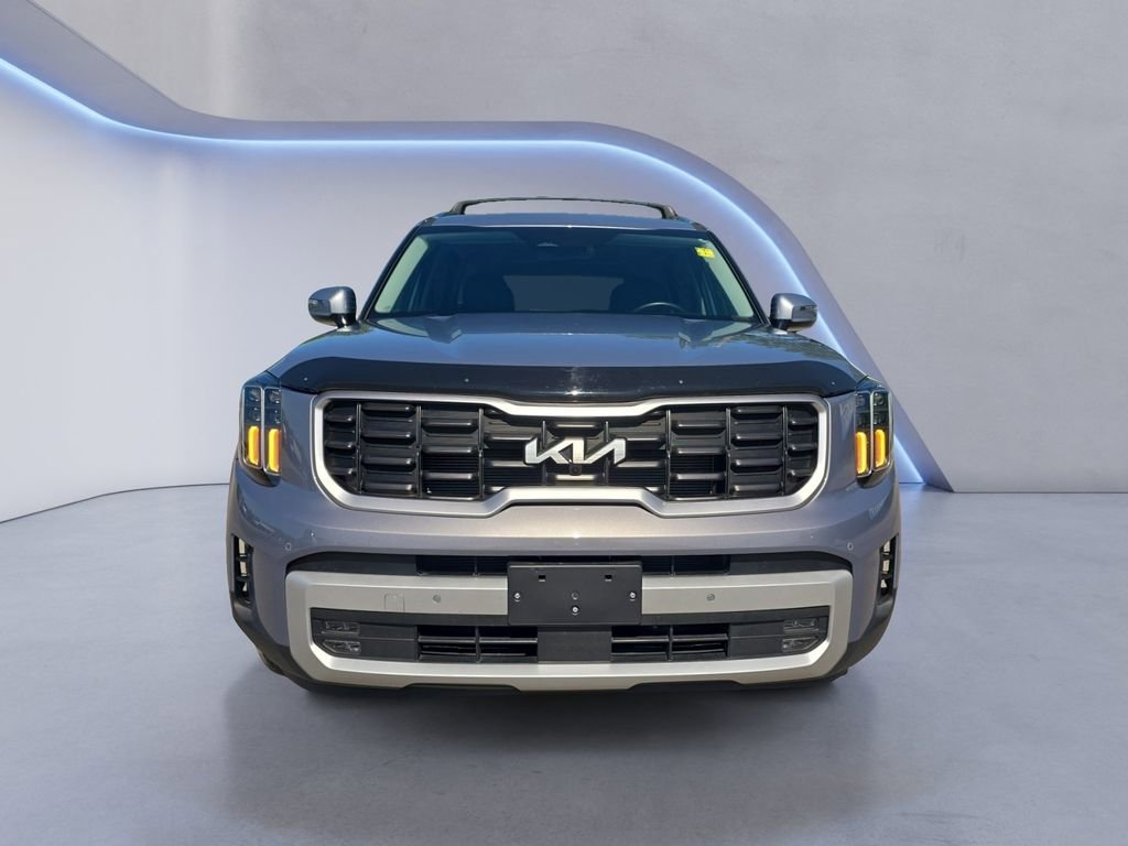 Used 2024 Kia Telluride SX w/ Towing Package FWD image 9