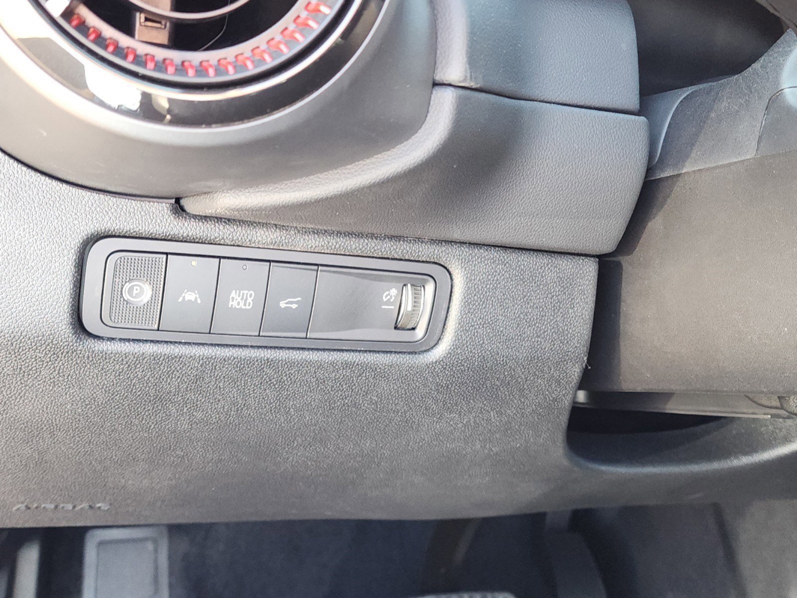 New 2025 Chevrolet Equinox EV RS image 13