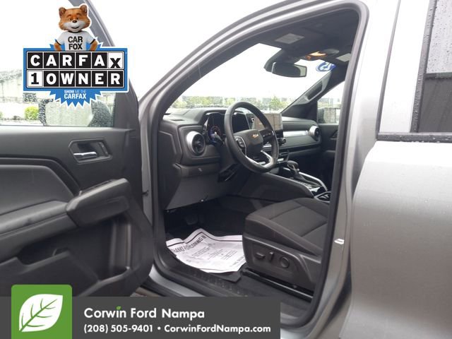 Used 2025 Chevrolet Colorado LT RWD image 9