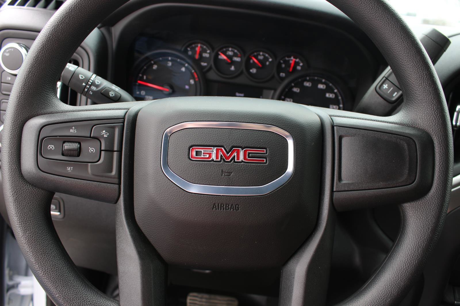 New 2026 GMC Sierra 3500 Pro w/ Convenience Package image 17