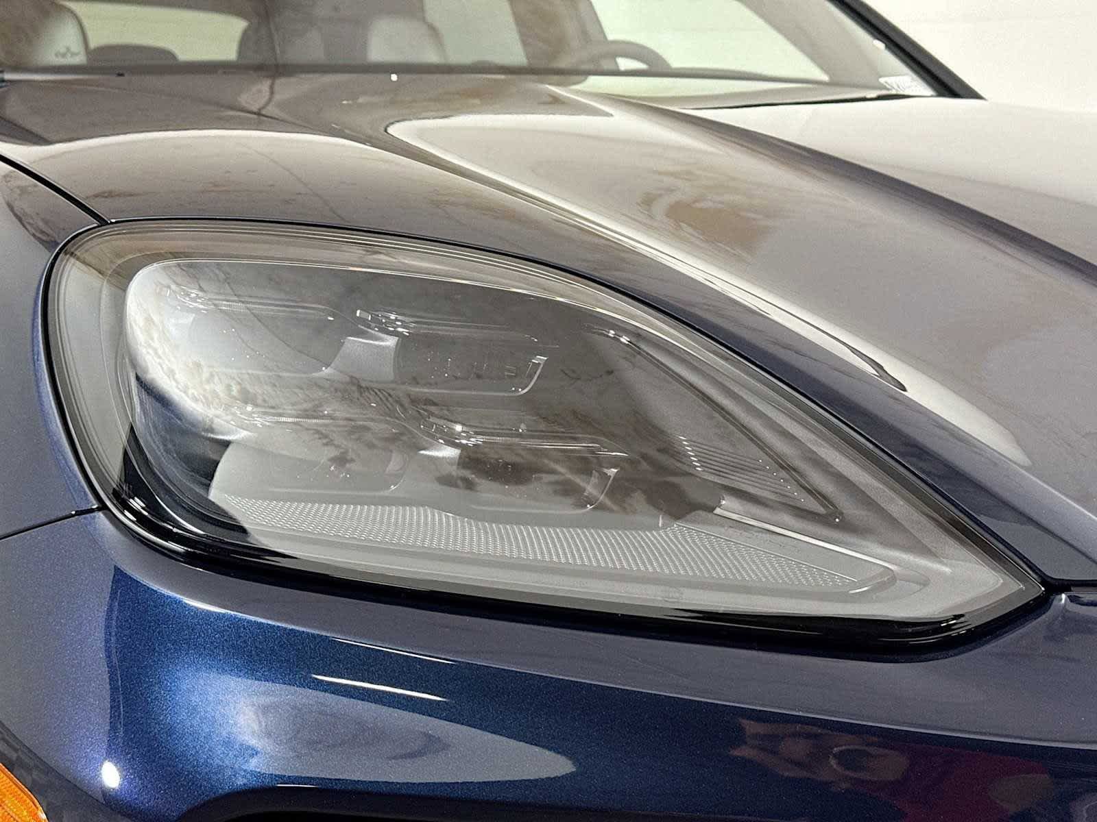 New 2025 Porsche Cayenne Turbo image 35