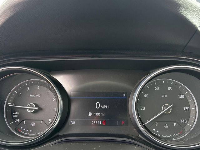 Used 2022 Buick Encore GX Preferred w/ Sport Touring Package FWD image 17