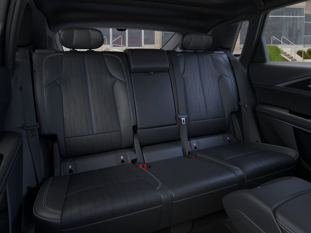 New 2025 Cadillac Lyriq Sport image 17