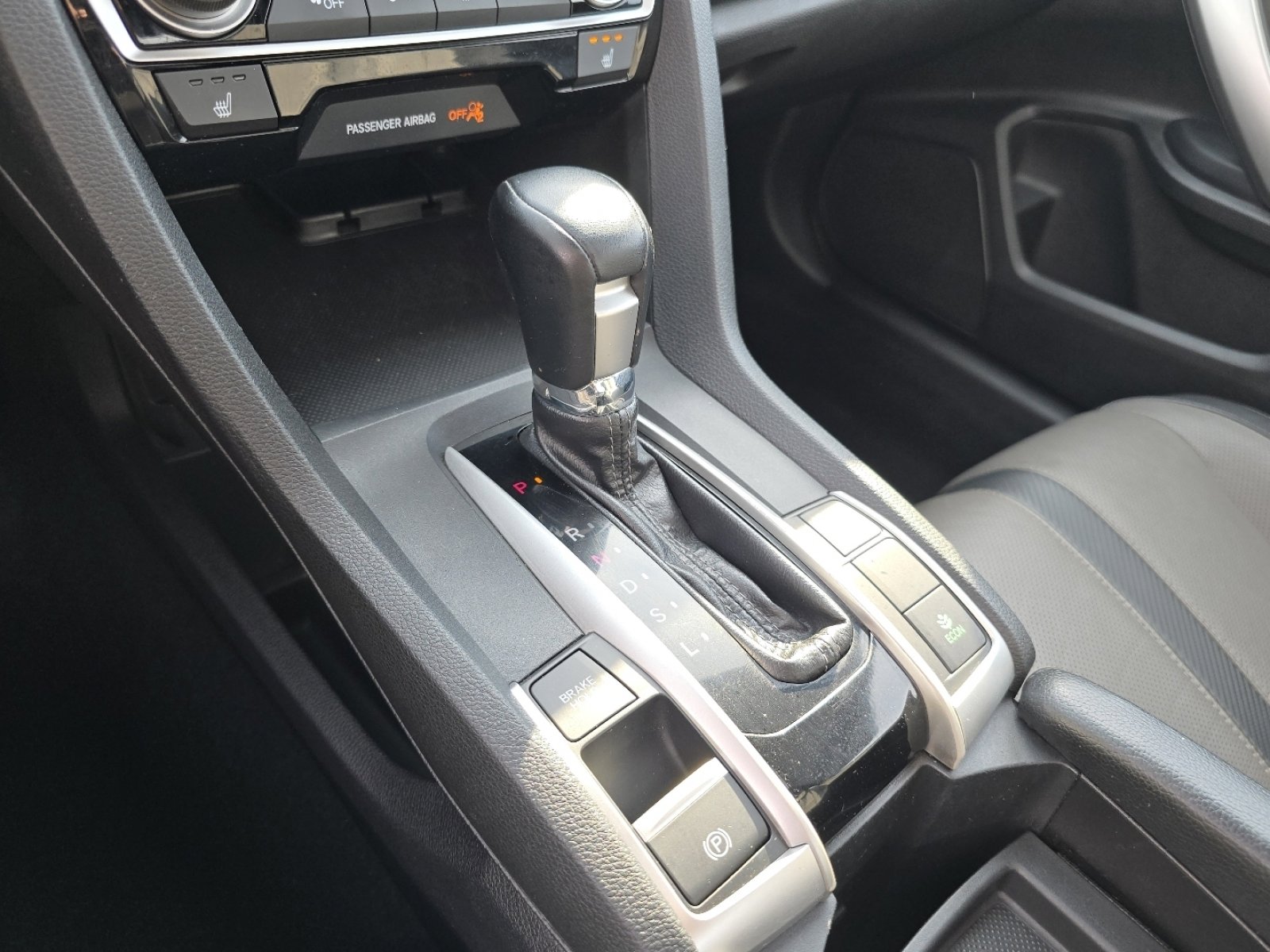 Used 2016 Honda Civic EX-L image 29