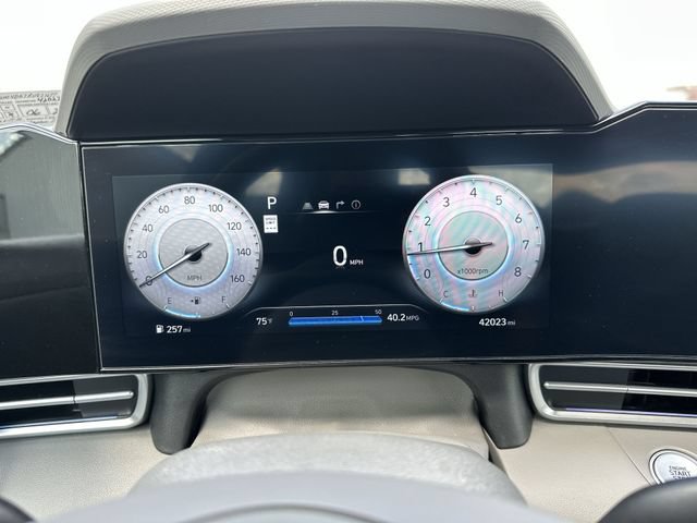 Used 2024 Hyundai Elantra SEL FWD image 12