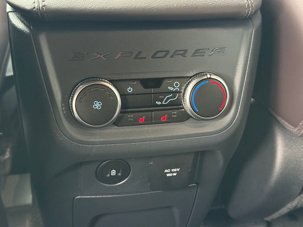 New 2026 Ford Explorer Platinum image 13