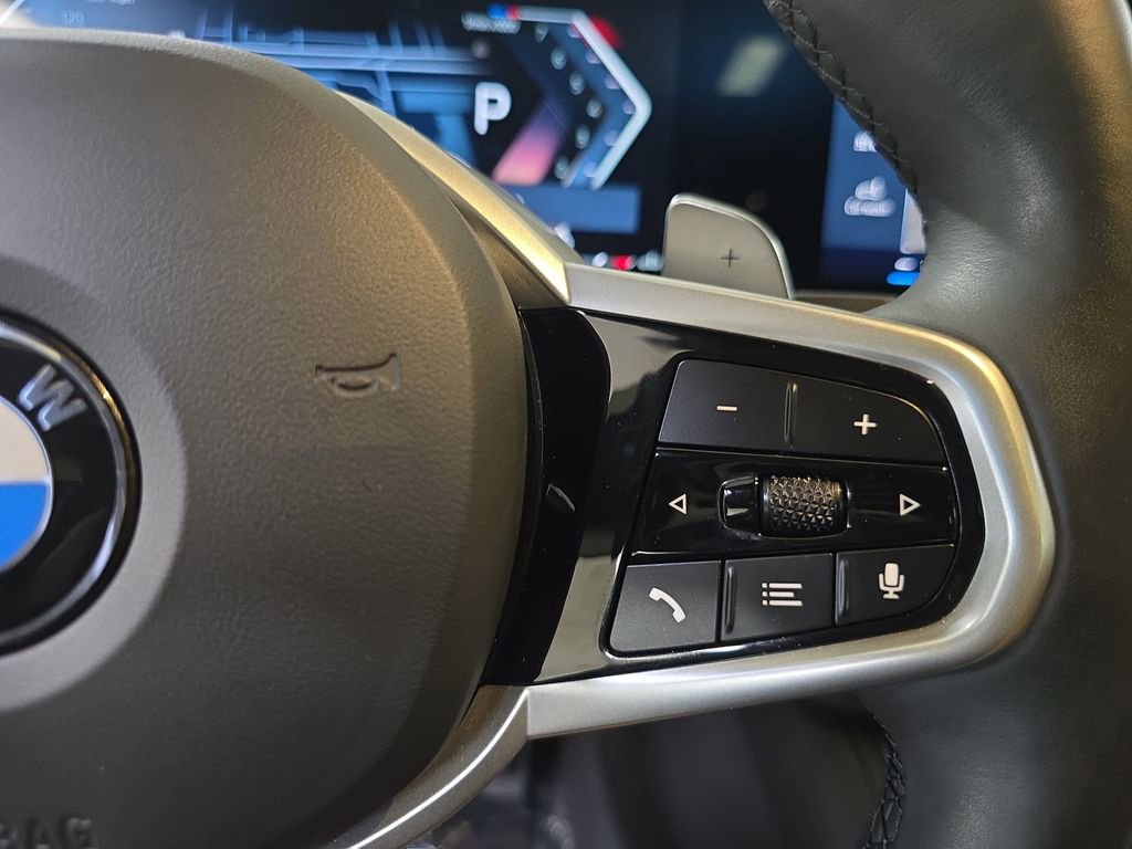 Used 2025 BMW 230i Coupe w/ M Sport Package image 21