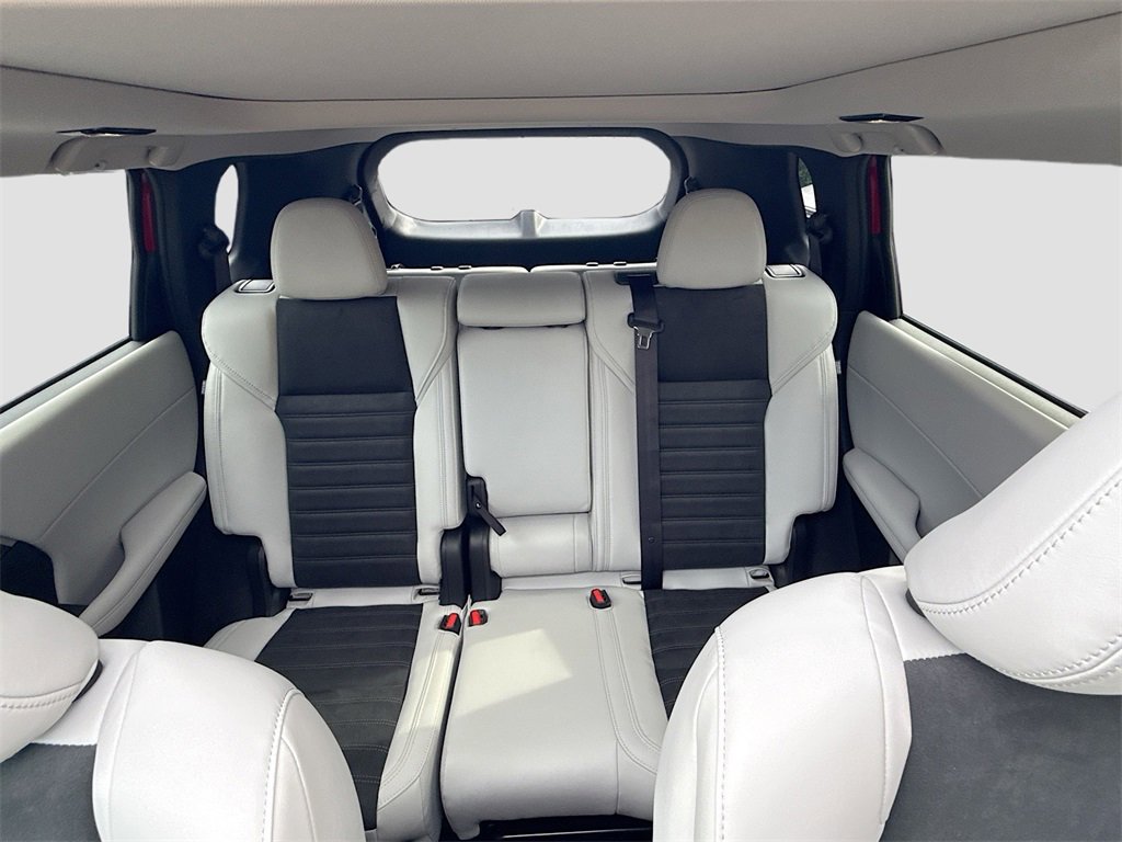 New 2025 Mitsubishi Outlander SE image 23