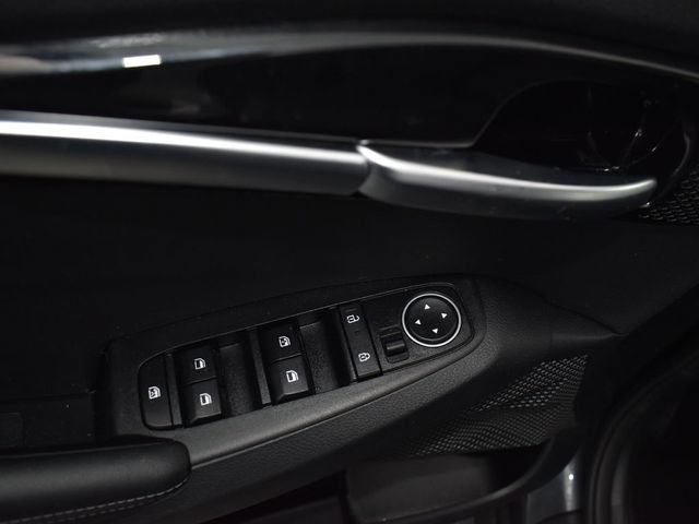 Used 2025 Kia Seltos S FWD image 13