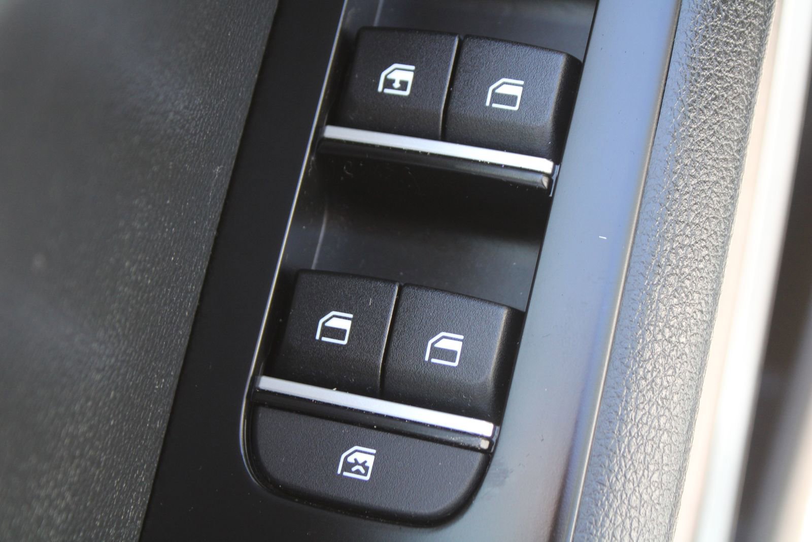 Certified 2023 Kia Soul S FWD image 19