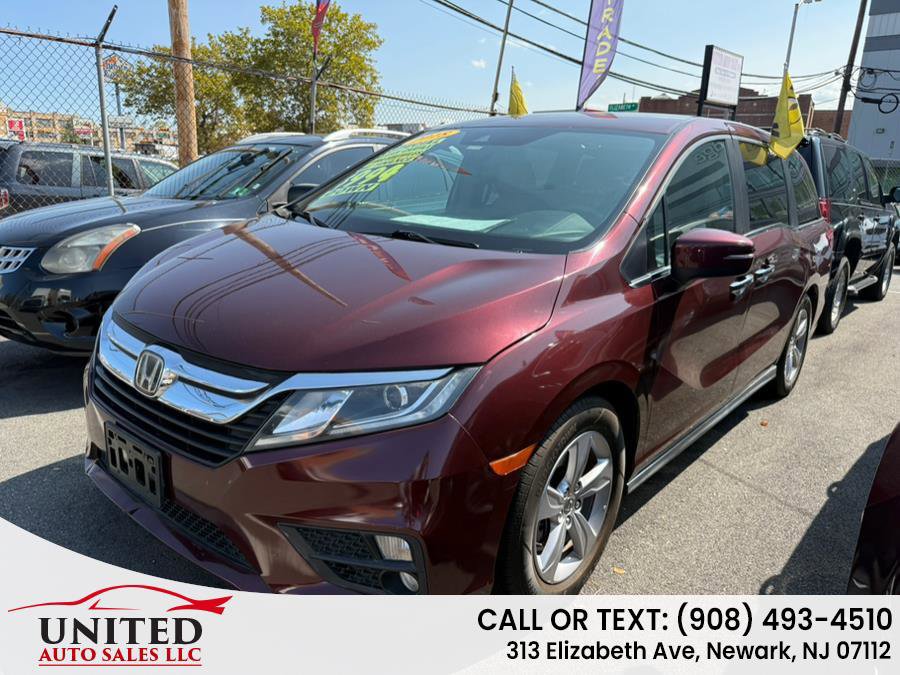 Used 2018 Honda Odyssey EX image 3