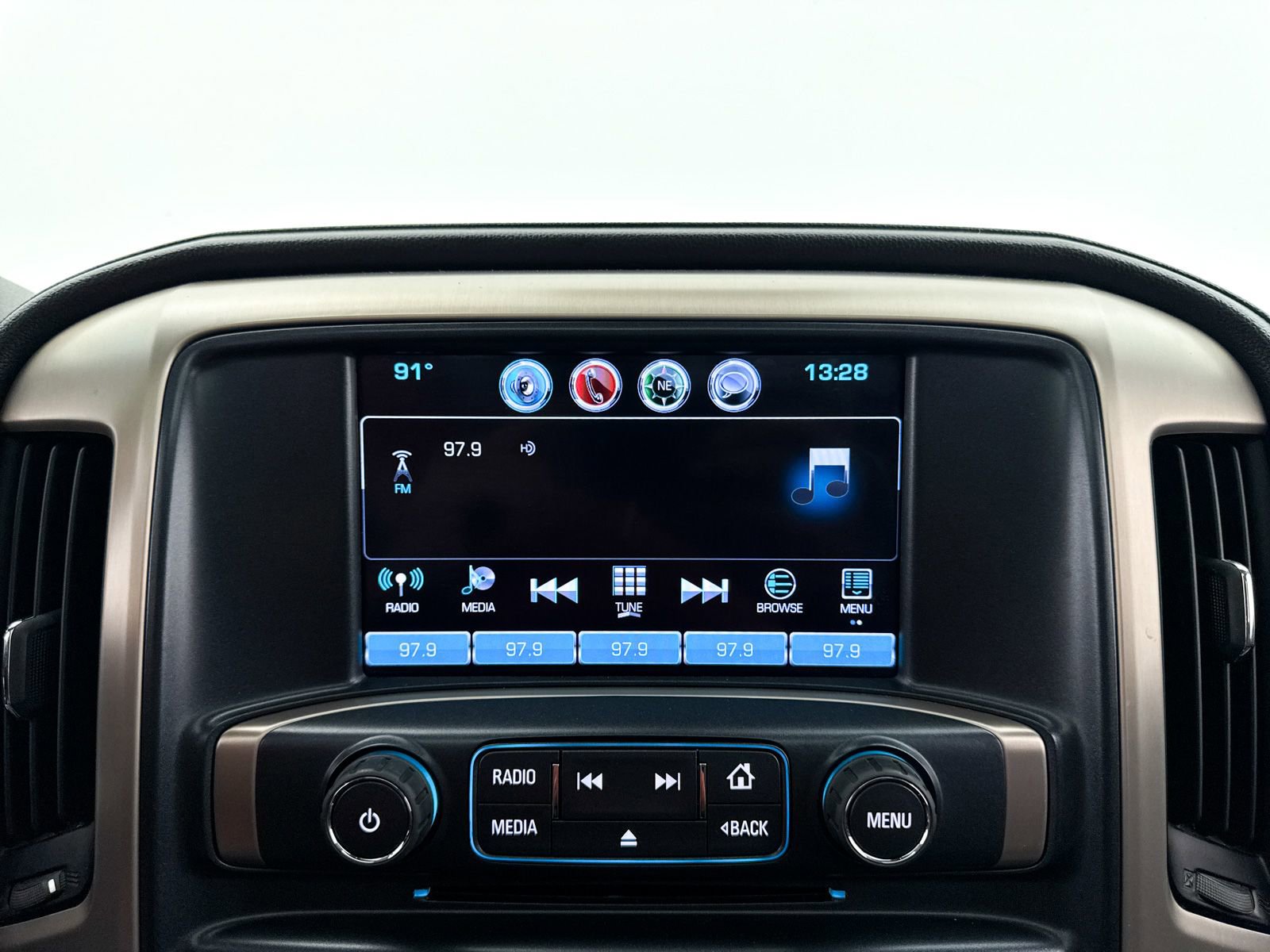 Used 2017 GMC Sierra 1500 Denali AWD/4WD image 6