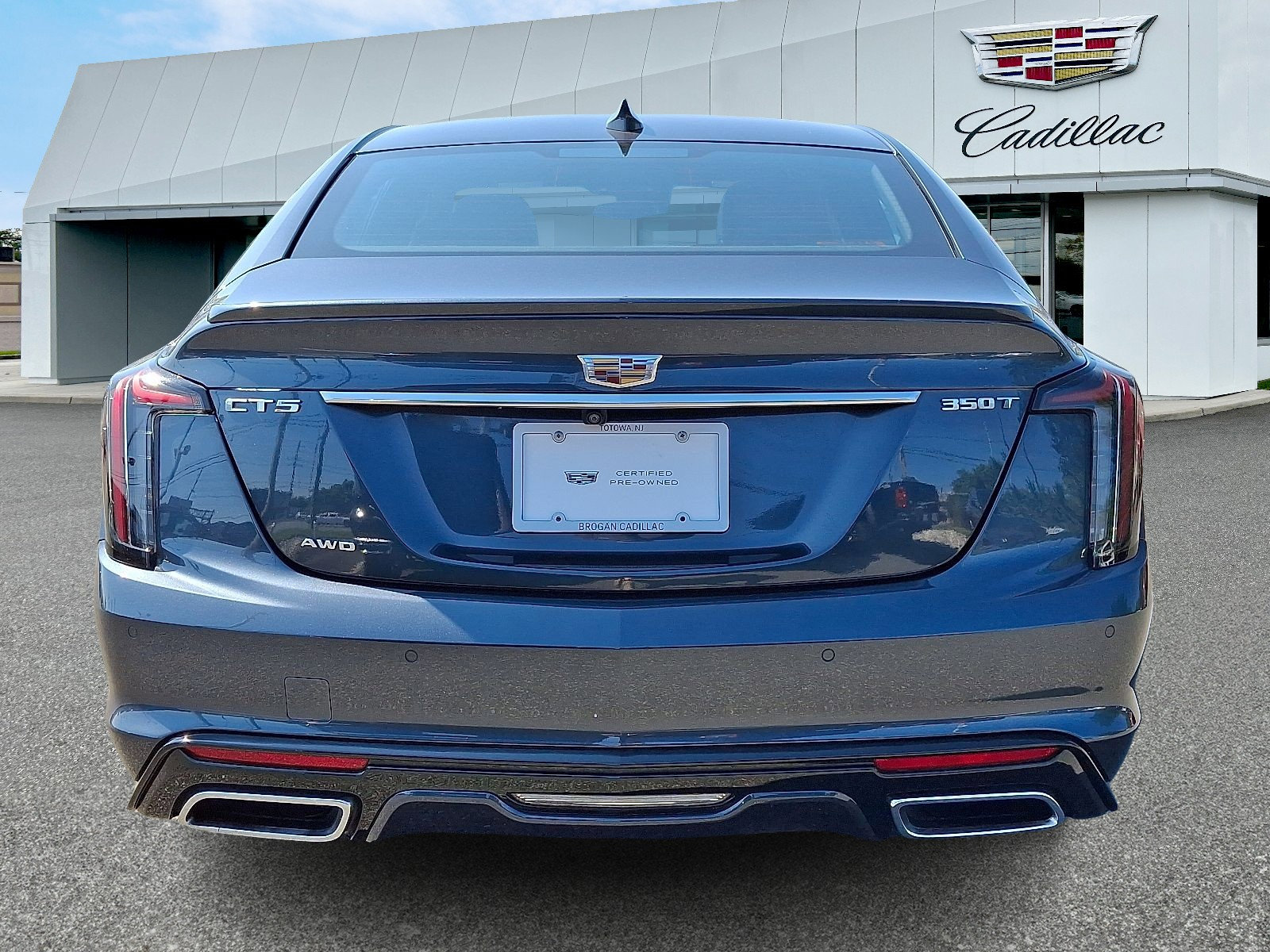 Used 2022 Cadillac CT5 Sport image 4