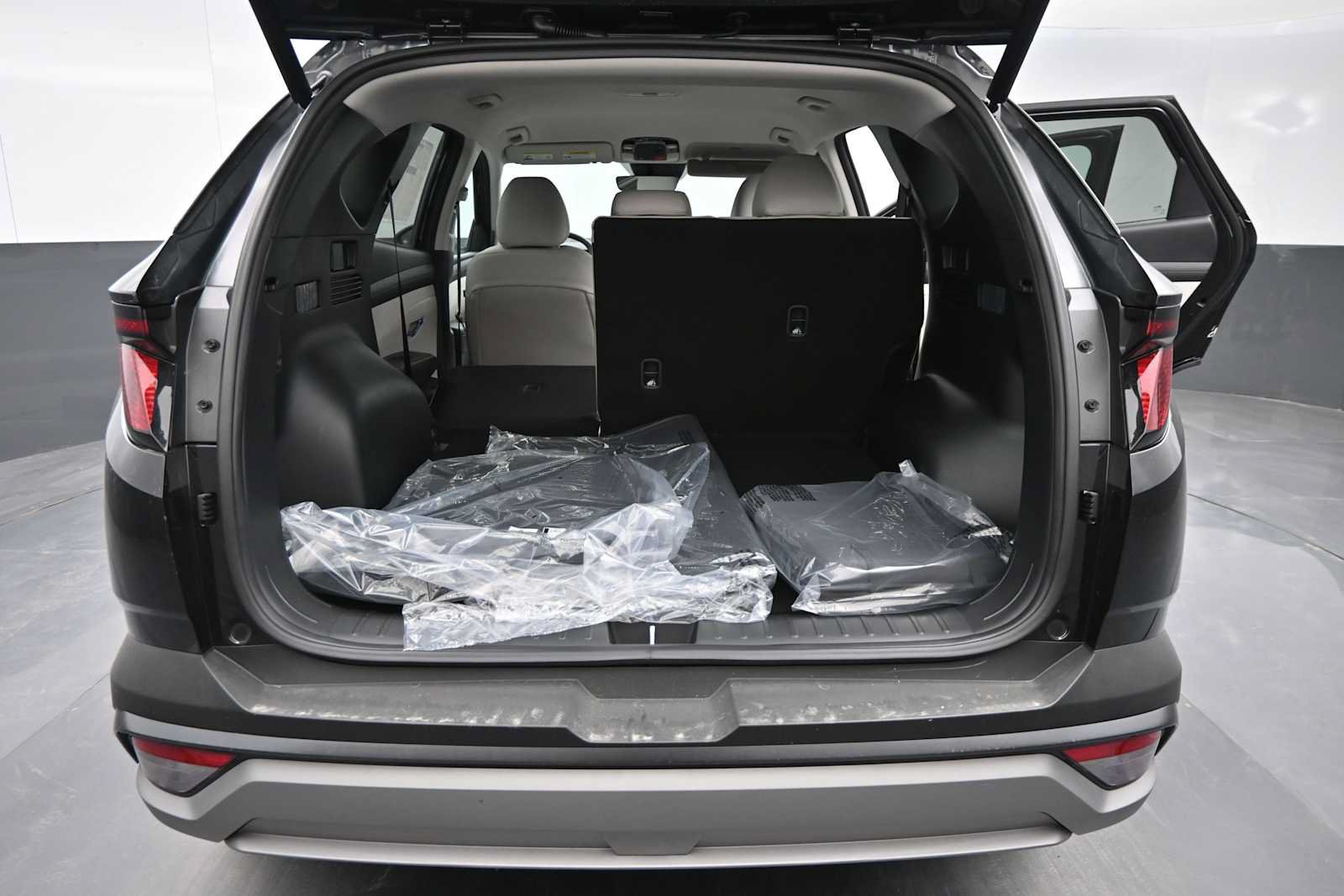 New 2026 Hyundai Tucson SEL Plus AWD/4WD image 14