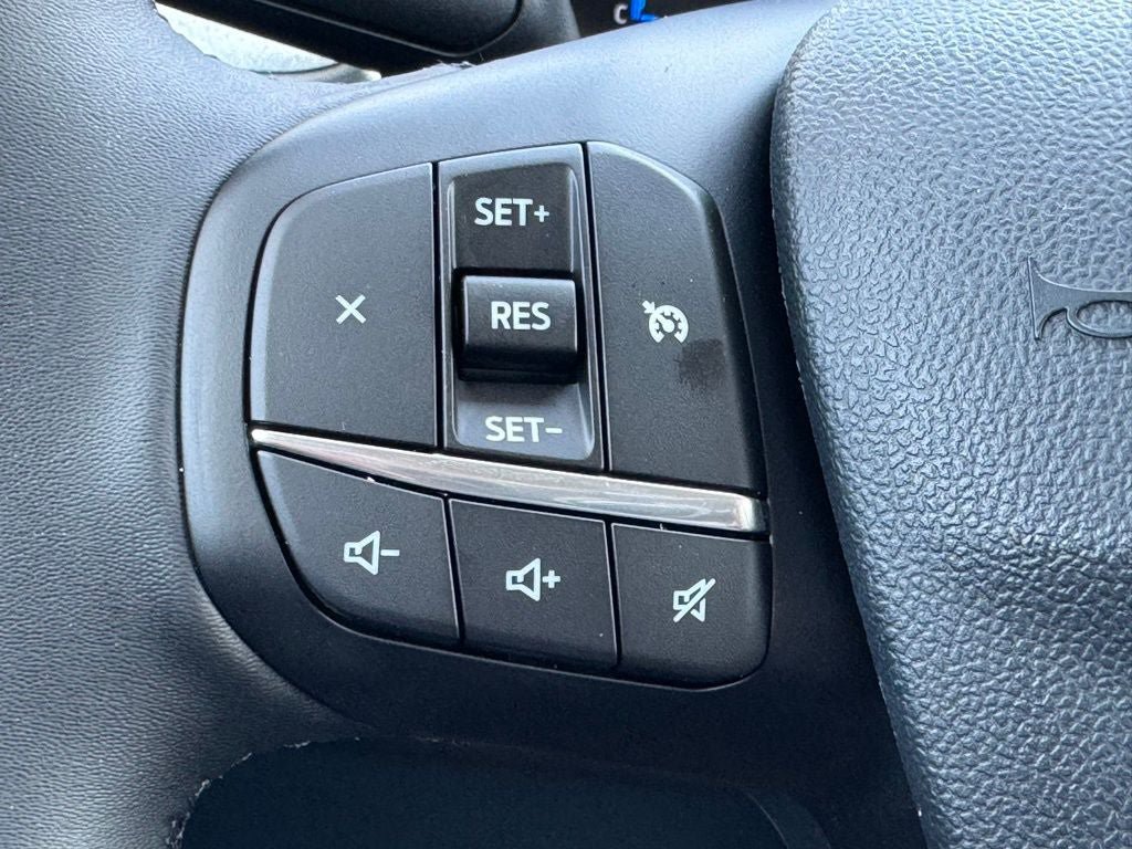 New 2025 Ford Maverick XLT w/ XLT Luxury Package FWD image 8