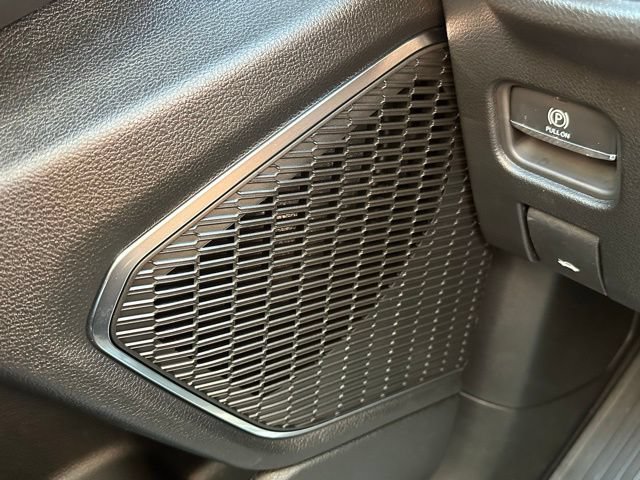 New 2025 Jeep Grand Cherokee L Overland AWD/4WD image 18