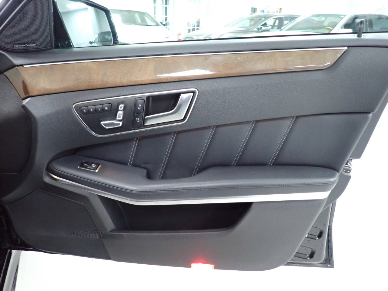 Used 2014 Mercedes-Benz E 350 4MATIC Wagon w/ Premium 1 Package image 7