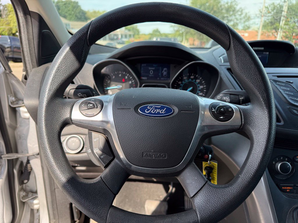 Used 2015 Ford Escape SE FWD image 14