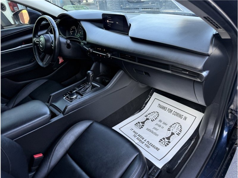 Used 2021 MAZDA MAZDA3 s image 29