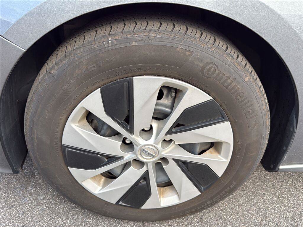 Used 2019 Nissan Altima 2.5 S FWD image 13