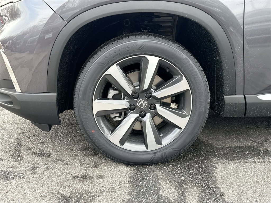 New 2025 Honda Pilot Touring image 19