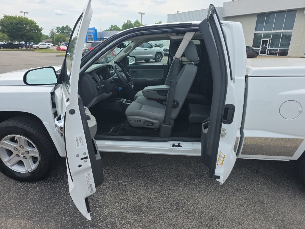 Used 2011 Dodge Dakota Big Horn RWD image 11
