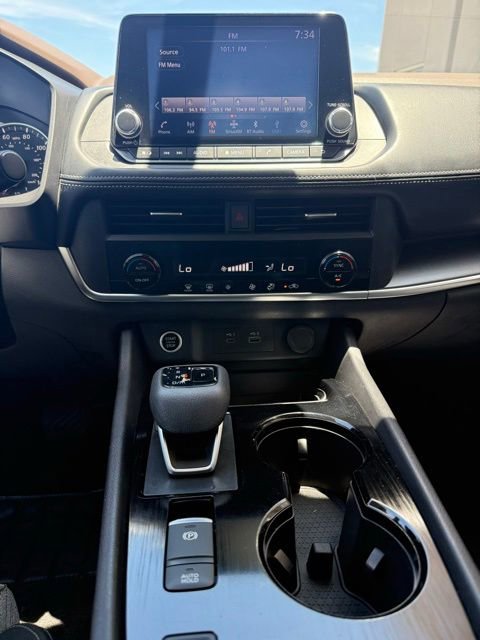 Certified 2023 Nissan Rogue SV FWD image 14