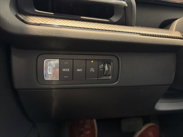 New 2026 Chevrolet Traverse High Country w/ LPO, Floor Liner Package image 21