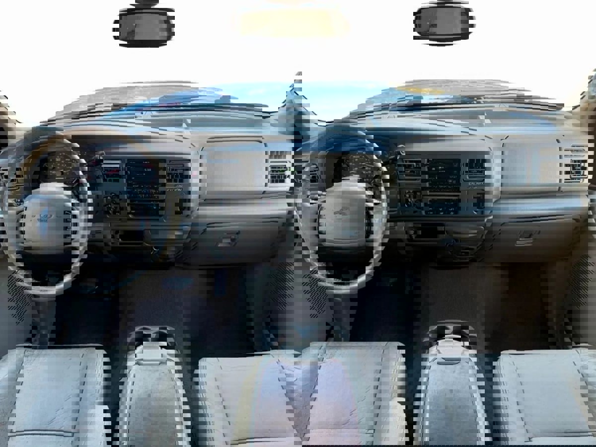 Used 2002 Ford Excursion Limited image 10