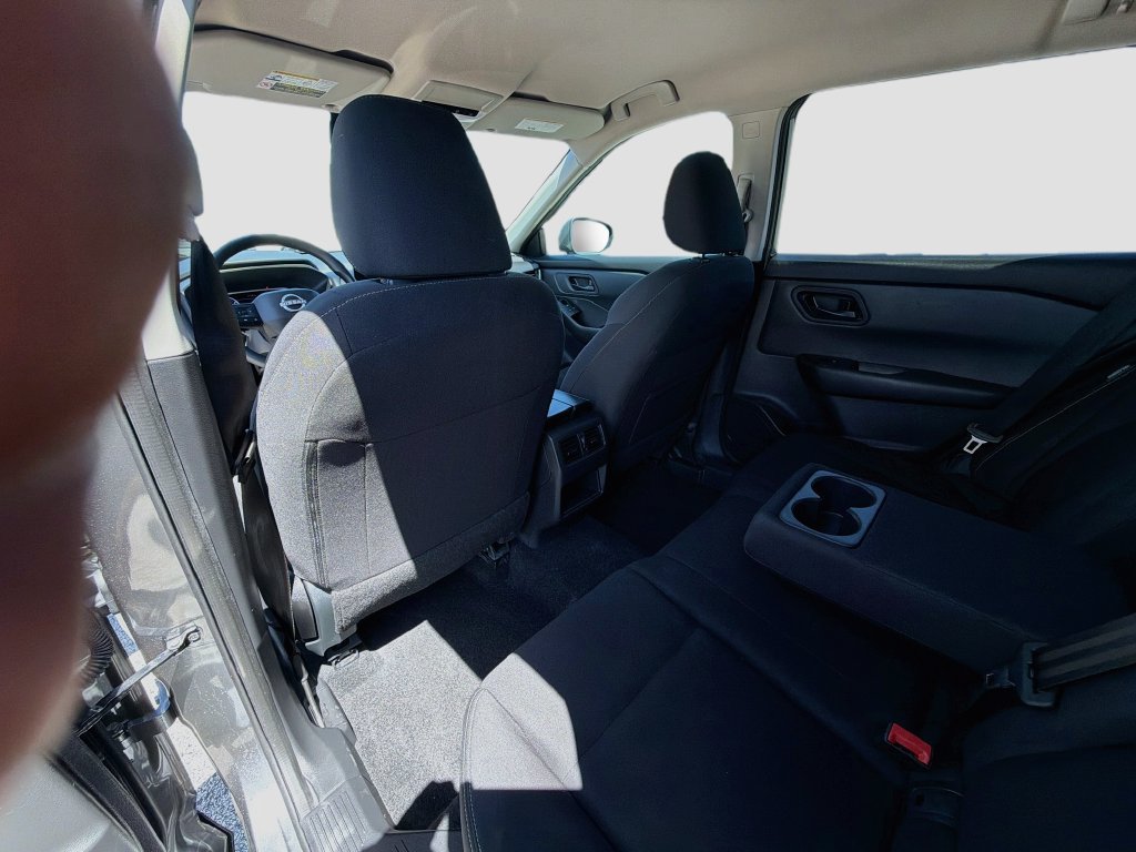 Used 2025 Nissan Rogue S FWD image 24