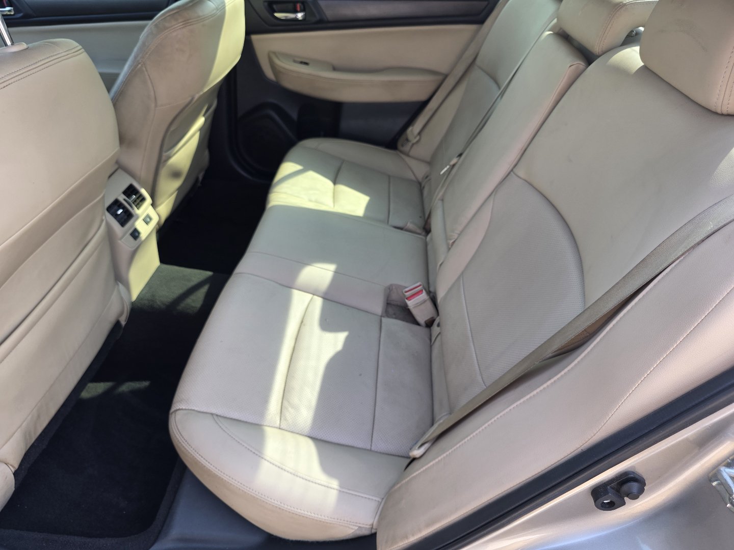 Used 2016 Subaru Legacy 2.5i Limited AWD/4WD image 18