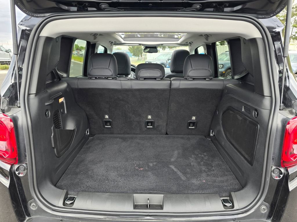 Used 2023 Jeep Renegade Trailhawk w/ Sun/Sound Group AWD/4WD image 35