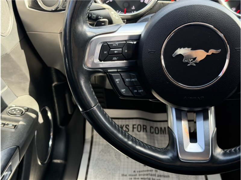 Used 2021 Ford Mustang Premium RWD image 29