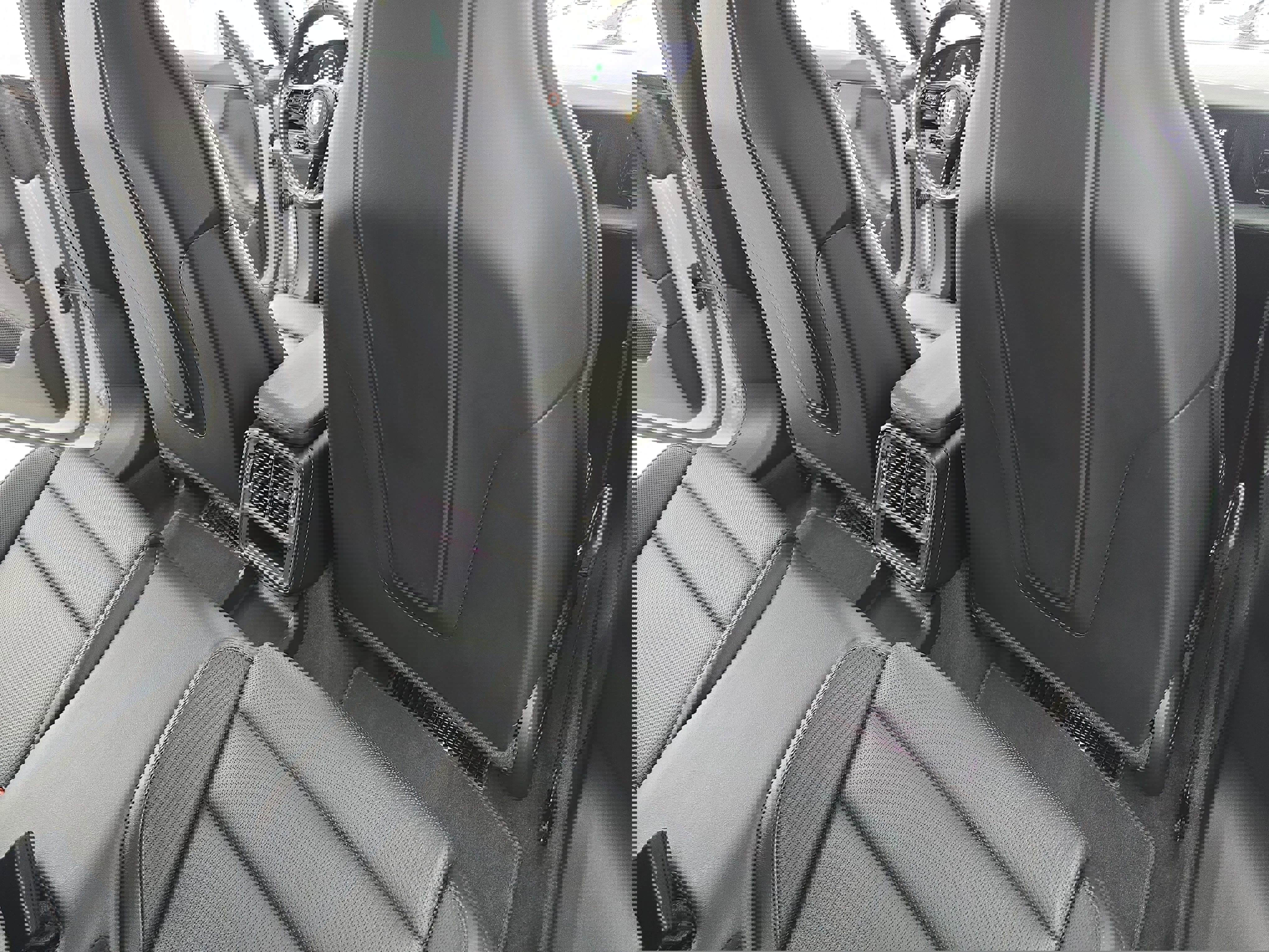 Used 2023 Porsche Taycan w/ Premium Package image 11