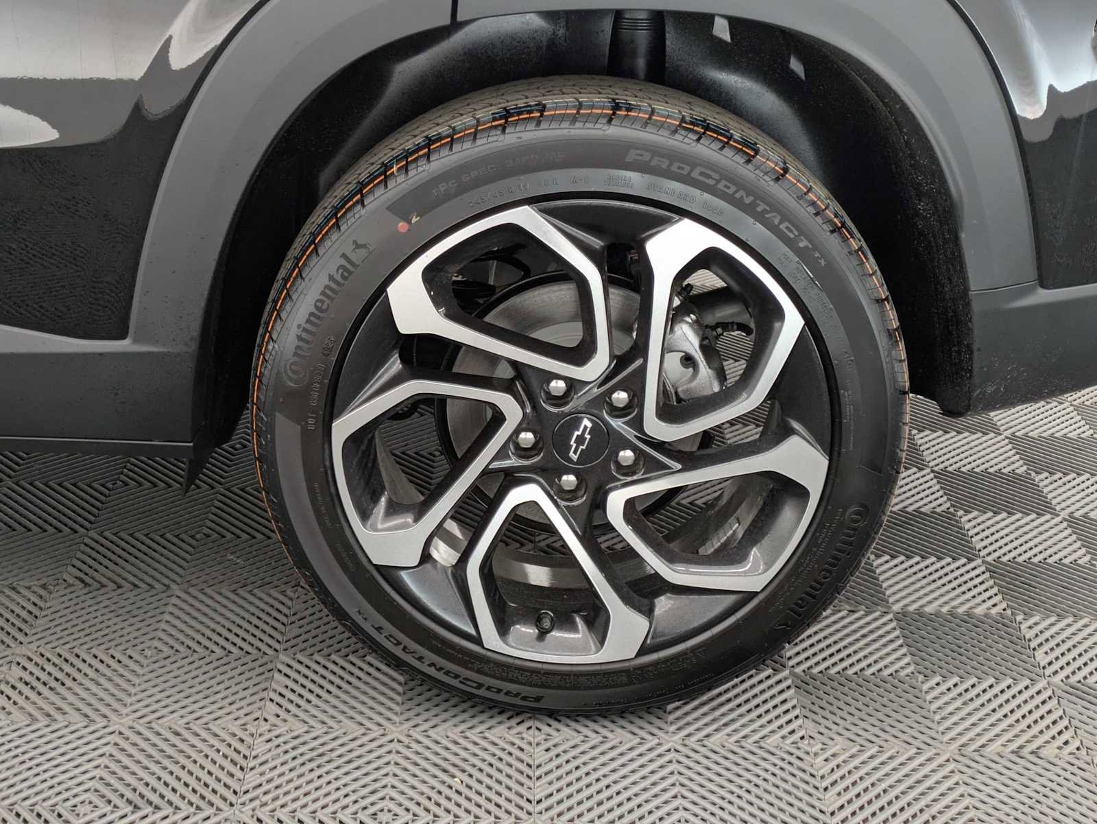 New 2026 Chevrolet Trax RS w/ Driver Confidence Package FWD image 14