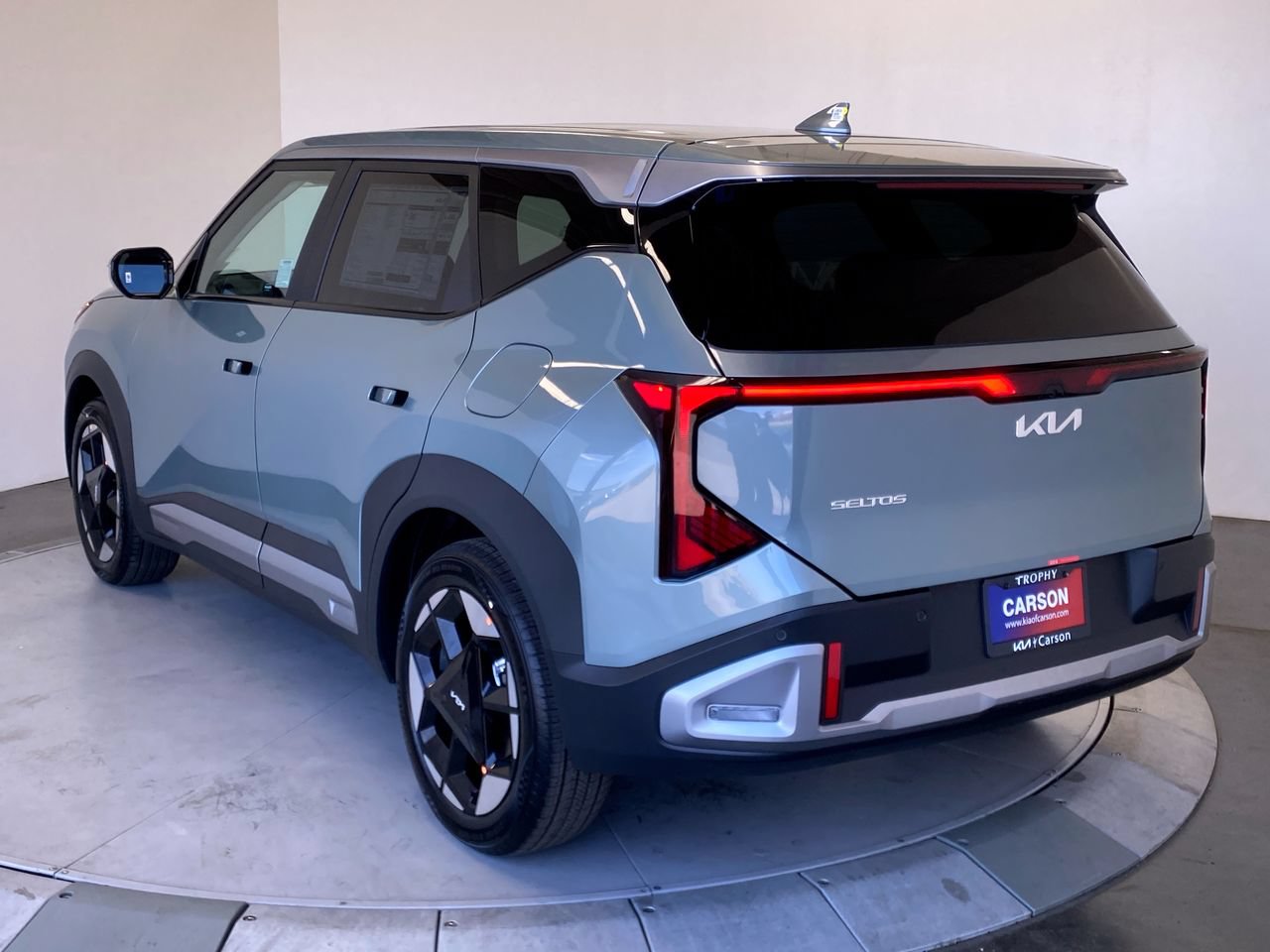New 2027 Kia Seltos EX FWD image 3