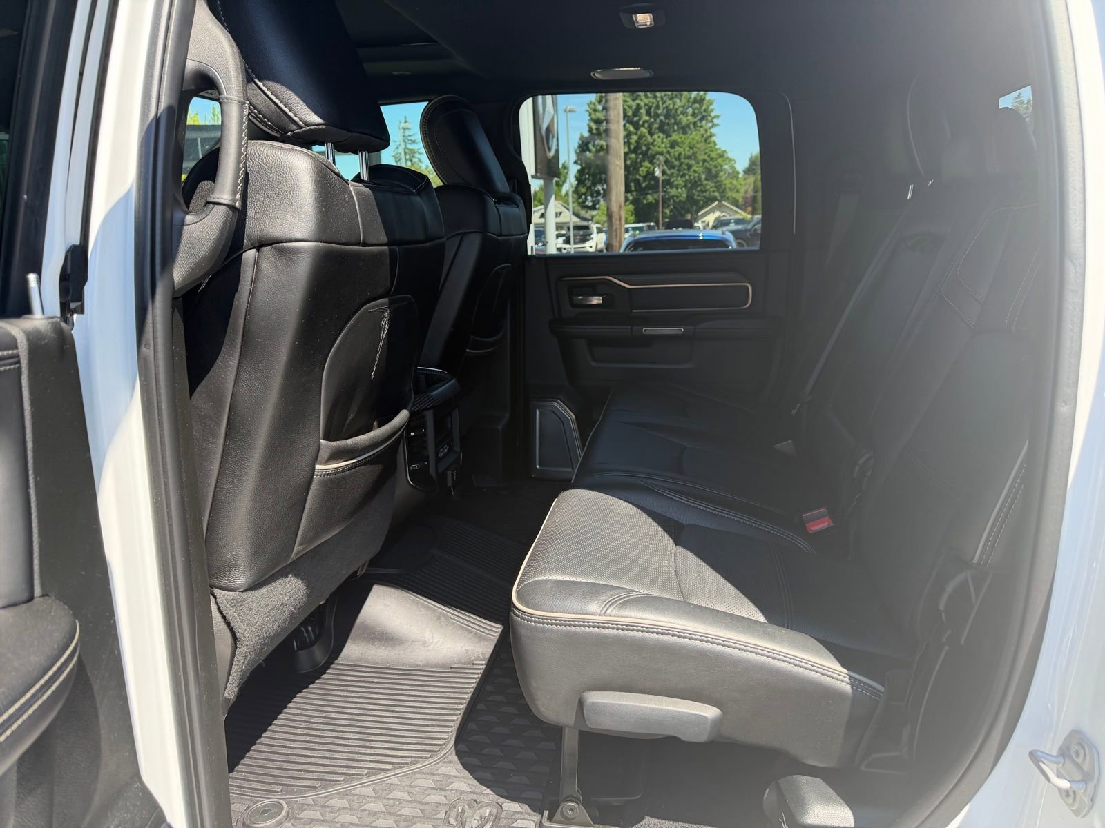 Used 2020 RAM 3500 Limited AWD/4WD image 6