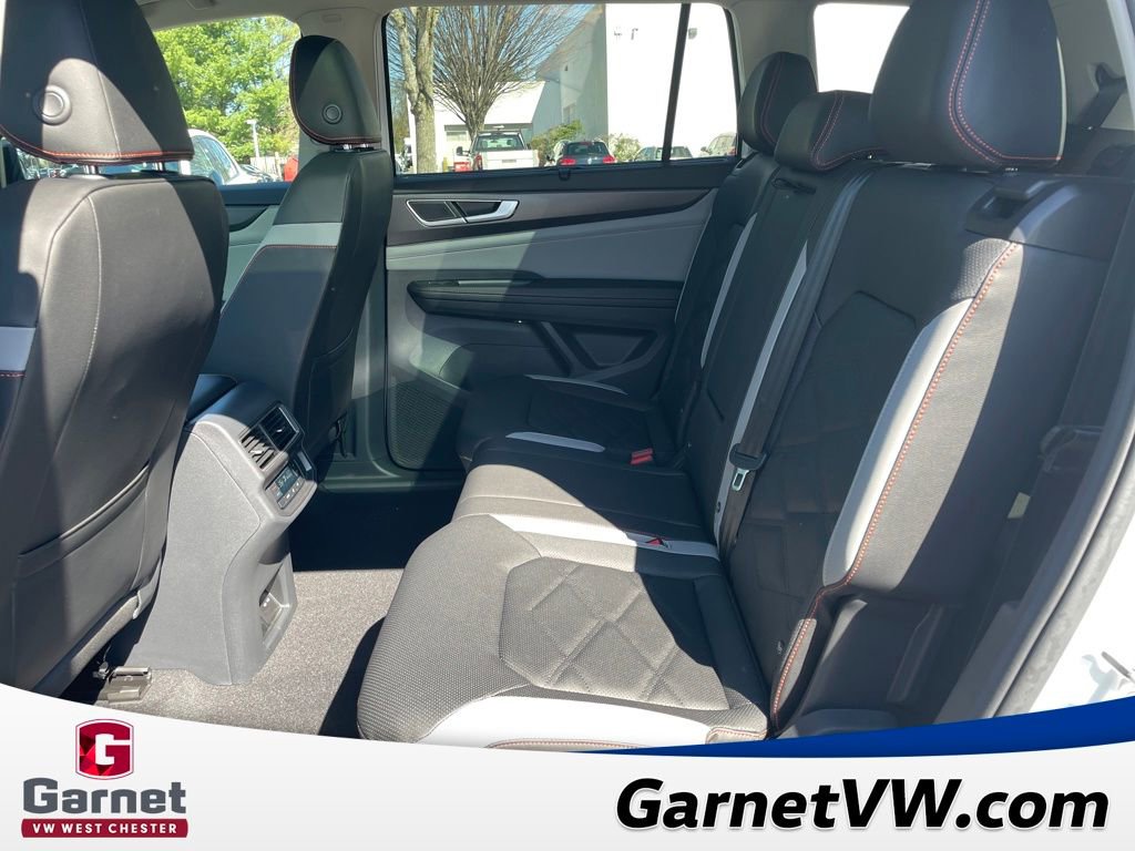 New 2026 Volkswagen Atlas Peak Edition AWD/4WD image 26