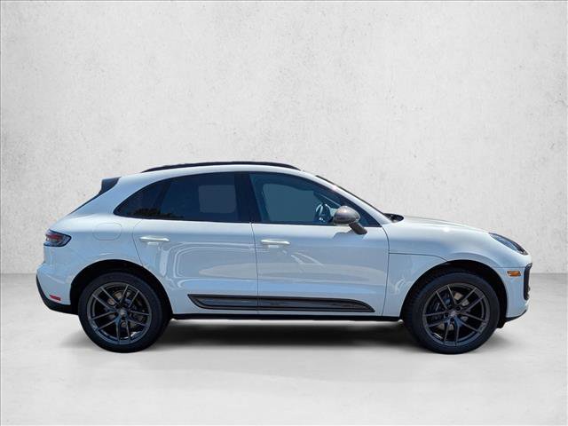 Certified 2025 Porsche Macan Turbo image 8
