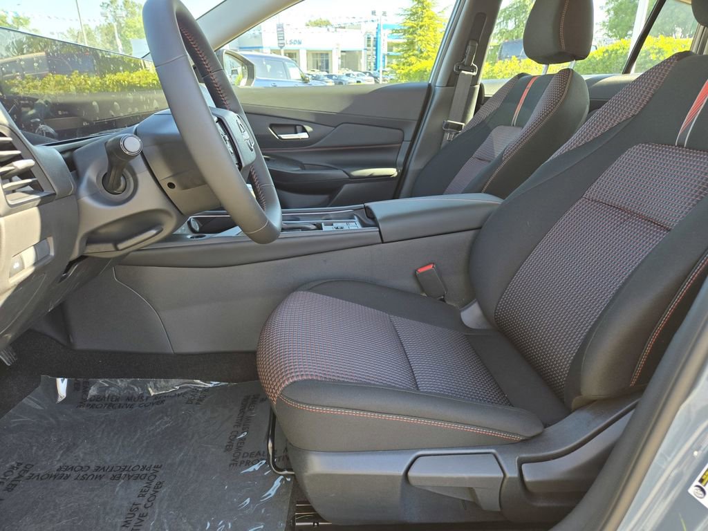 New 2026 Nissan Sentra SR FWD image 13