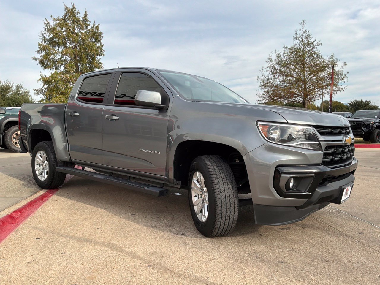 Used 2021 Chevrolet Colorado LT w/ LT Convenience Package RWD image 4