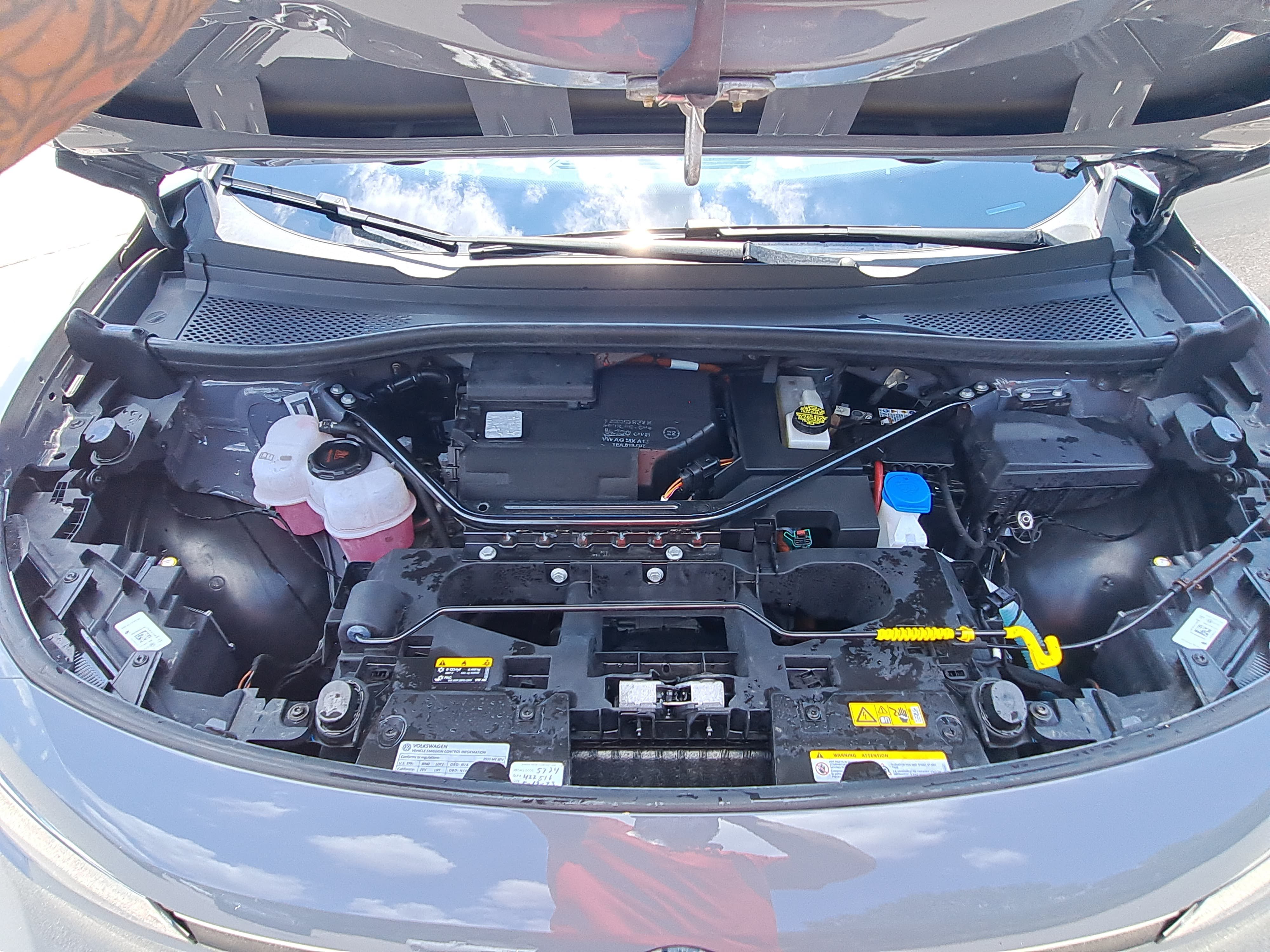 Certified 2023 Volkswagen ID.4 2WD image 28