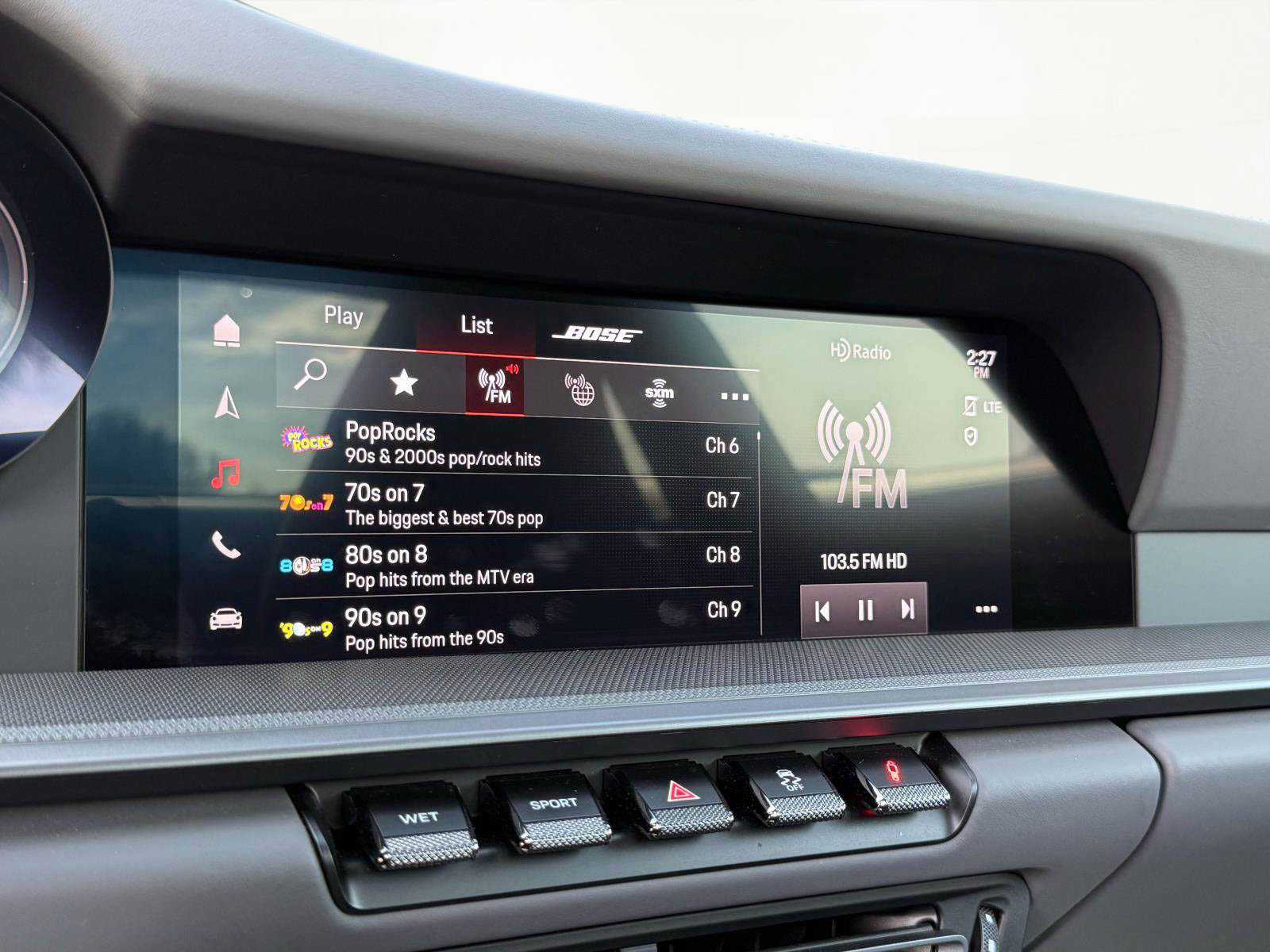 Used 2022 Porsche 911 Carrera S w/ Premium Package image 36