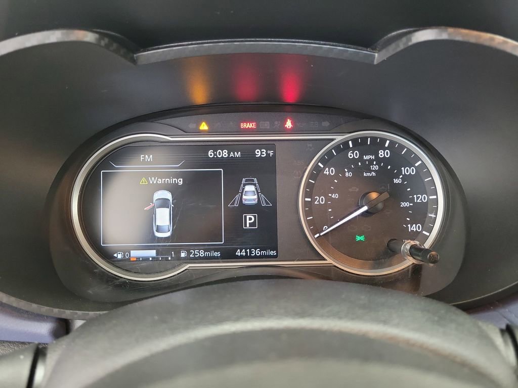 Used 2023 Nissan Versa SV w/ Electronics Package FWD image 24