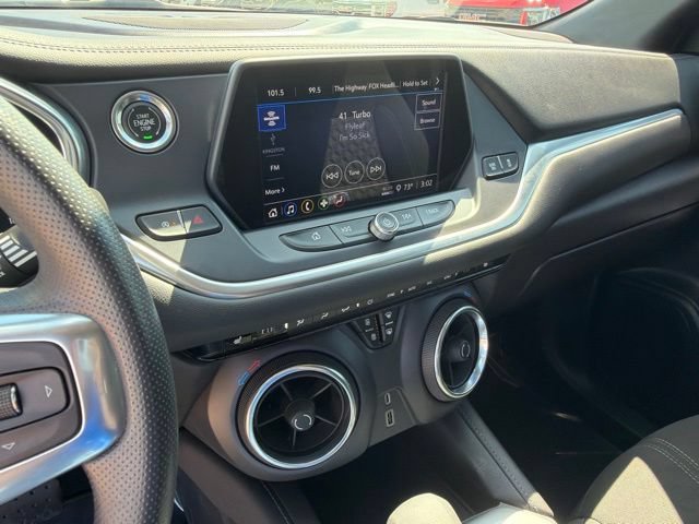 Used 2021 Chevrolet Blazer LT FWD image 25