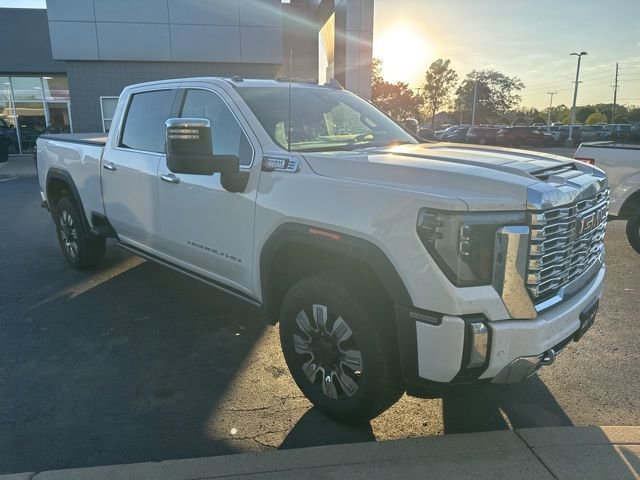 Used 2025 GMC Sierra 2500 Denali w/ Denali Reserve Package