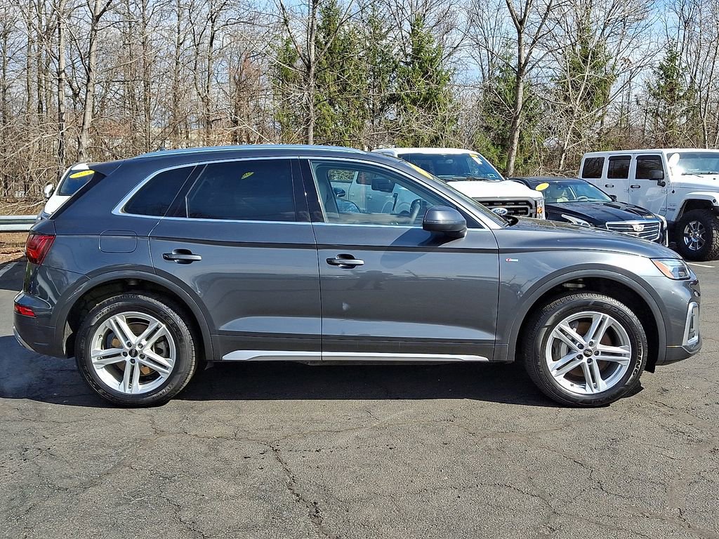 Used 2023 Audi Q5 e Premium w/ Convenience Package image 14