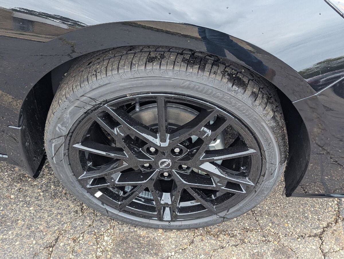New 2026 Nissan Altima 2.5 SR w/ SR Midnight Edition Package AWD/4WD image 36