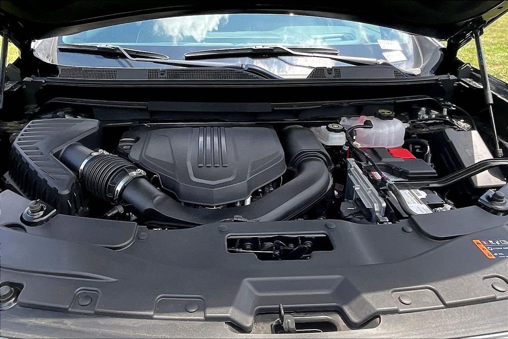 New 2024 GMC Acadia Denali w/ Super Cruise Package image 12