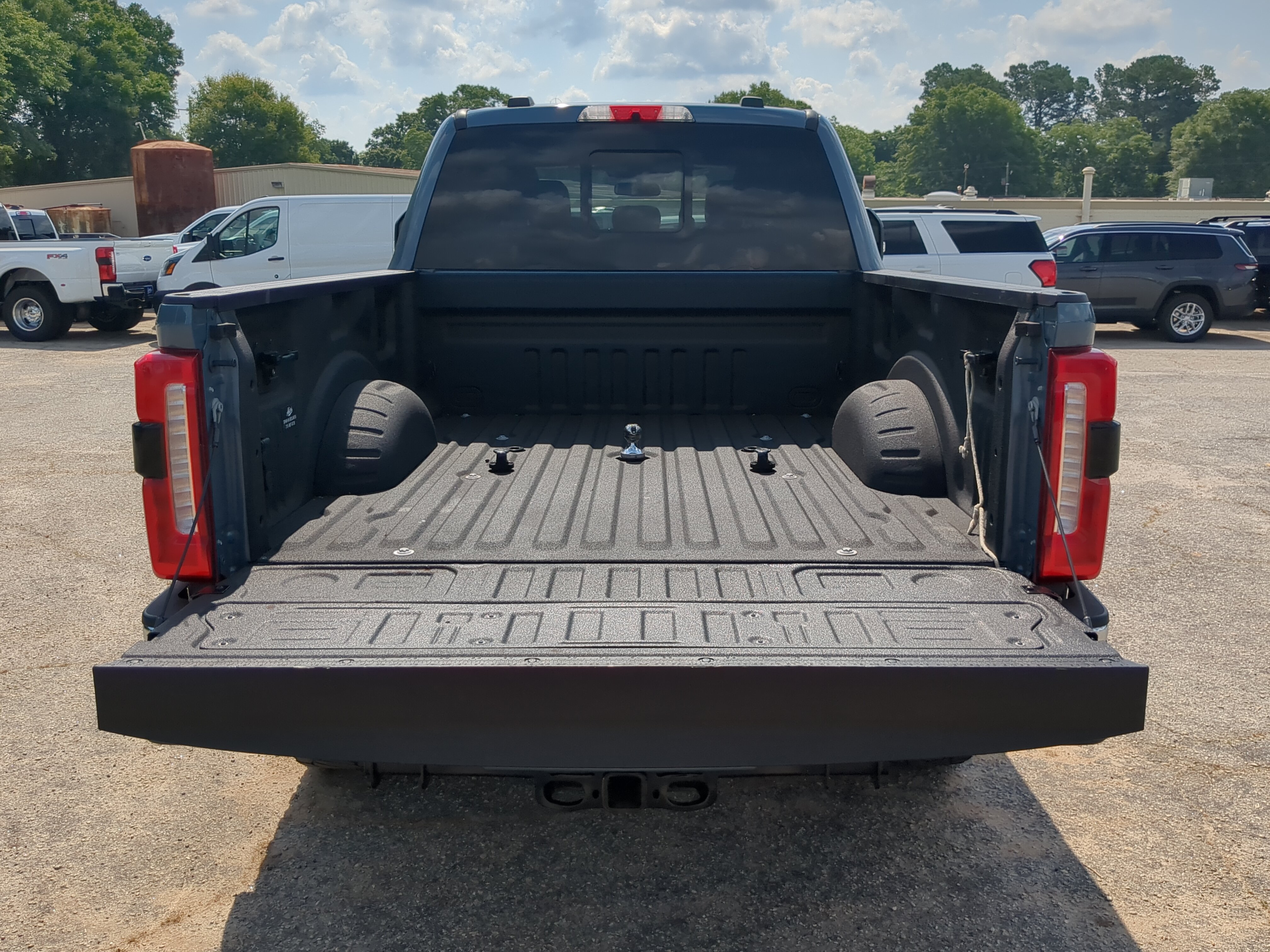 Certified 2023 Ford F250 Lariat w/ Chrome Package AWD/4WD image 11